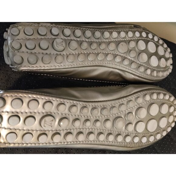 Louis Vuitton Greenish/Grey Patent Leather Oxford Slip on Ballet Flat. Size 40 - Picture 8 of 16